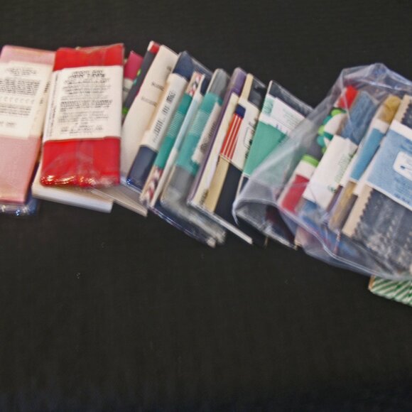 Vintage Sewing Lot - Seam Bindings, Rick Rack, Bias Tape, Stretch Lace, Piping 2 - Picture 1 of 4